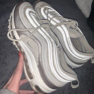 reflective airmax 97’s men size 7 women size 9